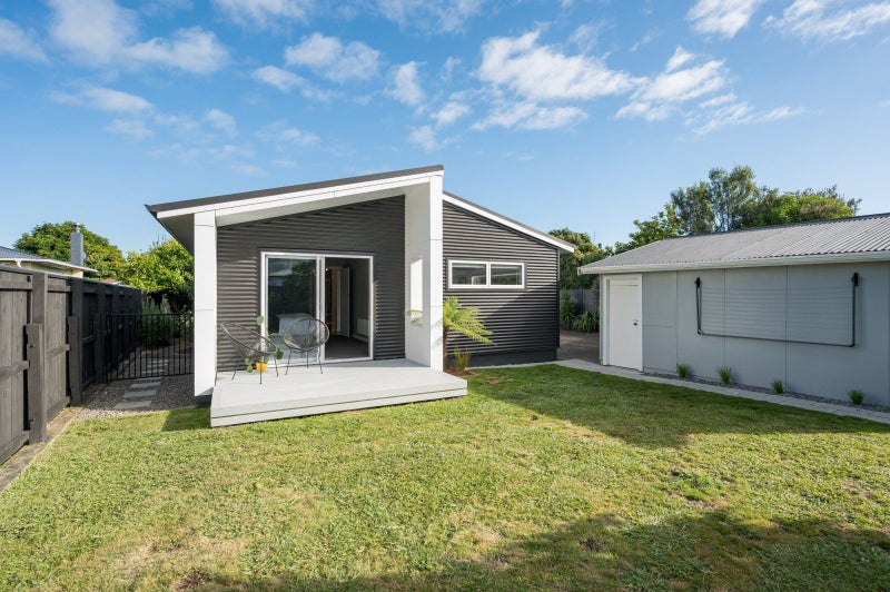 20 Lowry Street, Richmond, Richmond - Carousel 2