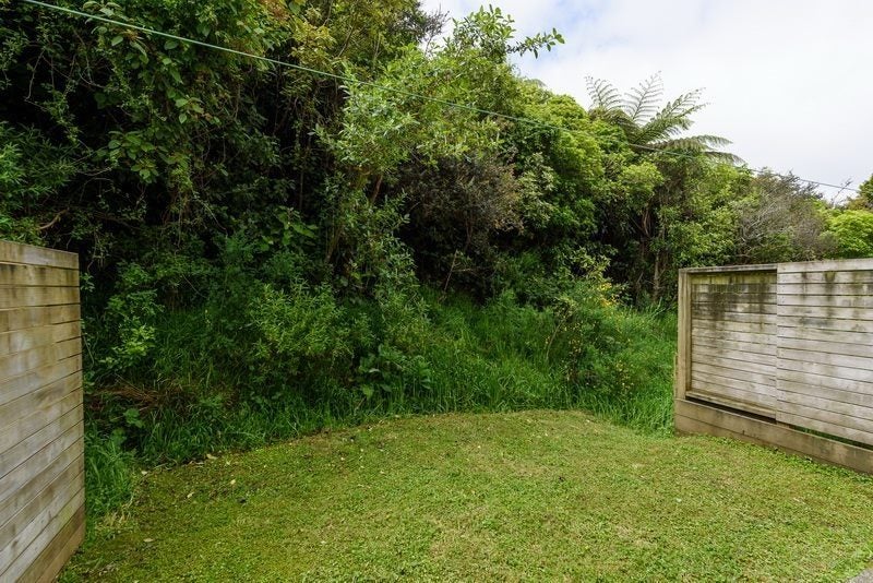 46 Saddleback Grove, Karori, Wellington - Carousel 14