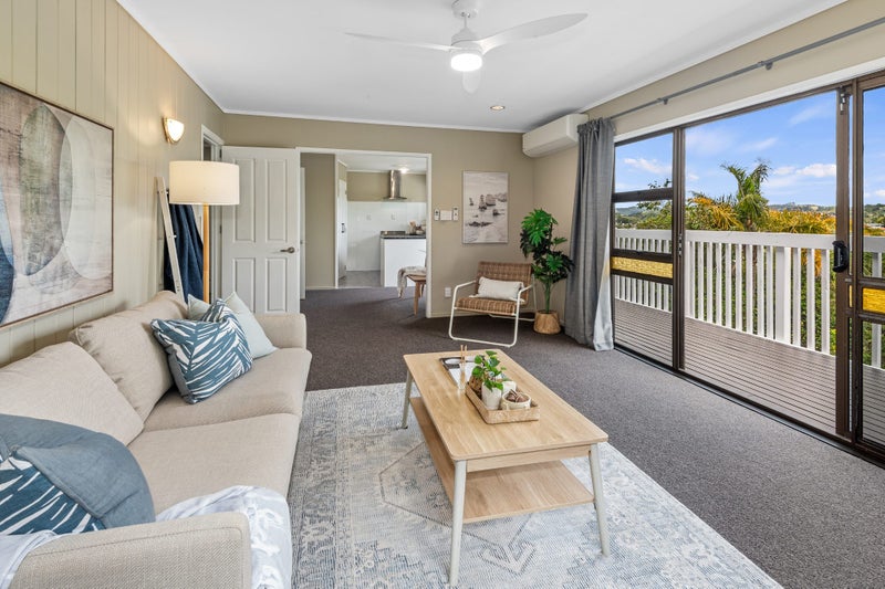 7 Escalona Street, Kamo, Whangarei - Carousel 1