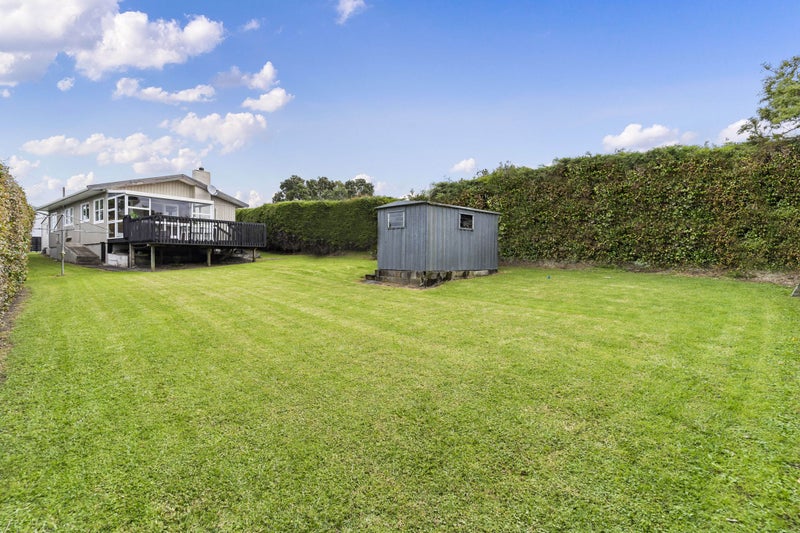 3 Teal Crescent, Beach Haven, Auckland - Carousel 1