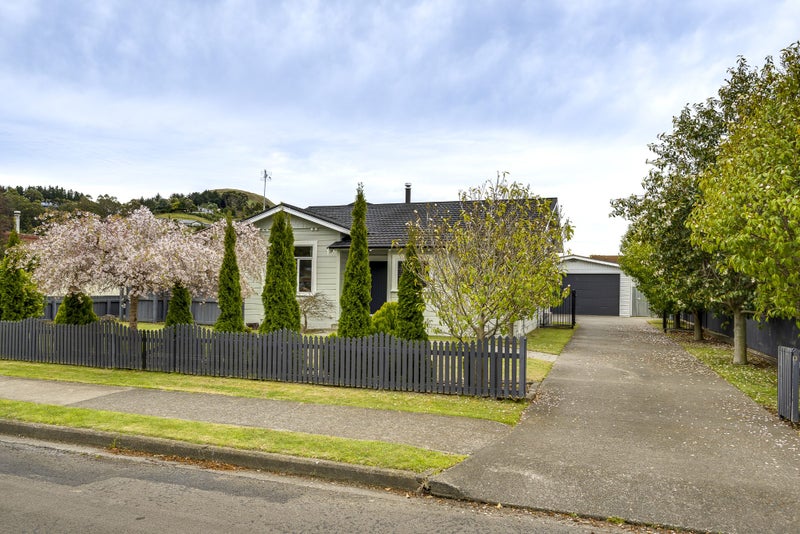 3 Birdwood Street, Taradale, Napier - Carousel 1