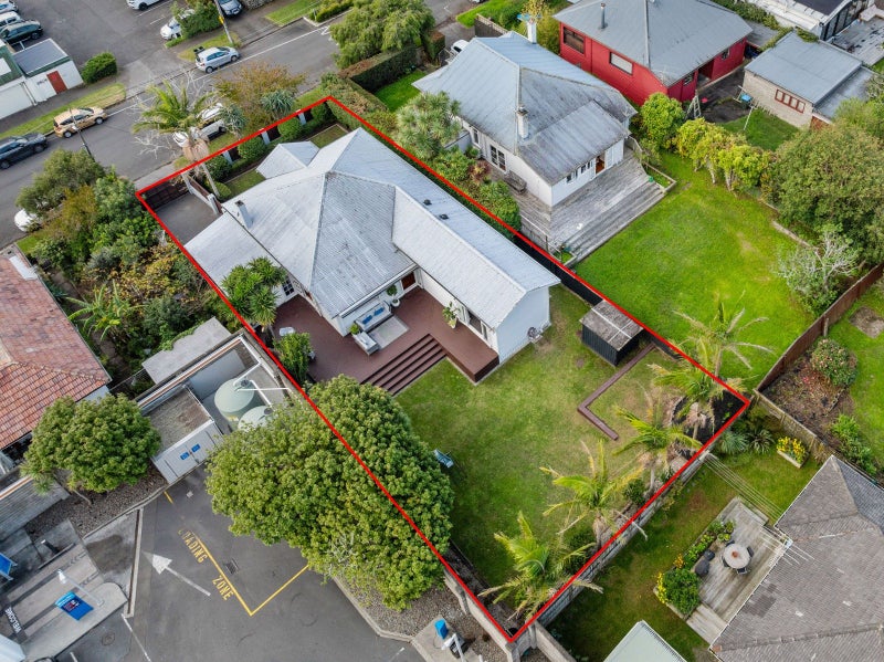 1 Kensington Avenue, Mount Eden, Auckland - Carousel 27