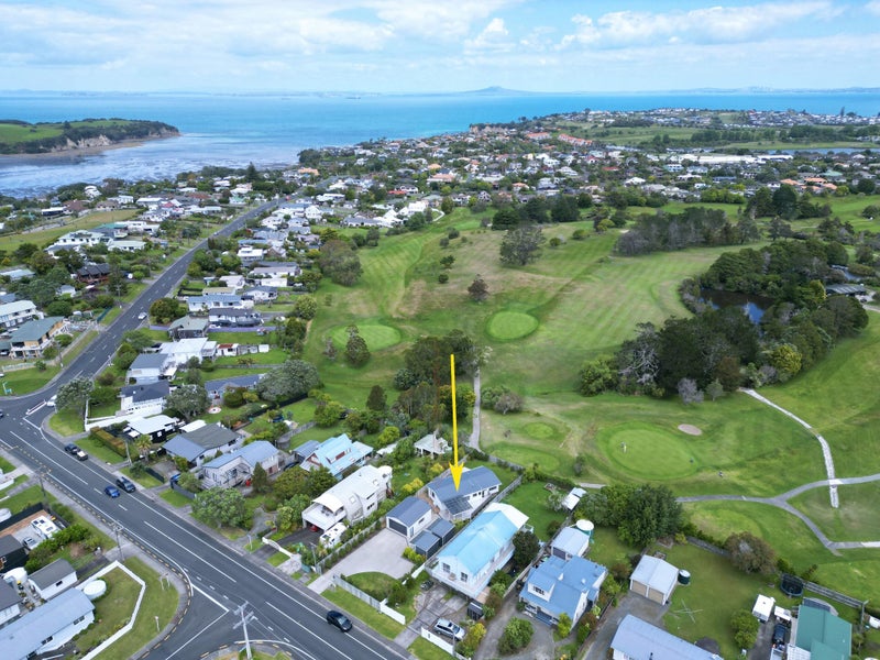 1389 Whangaparaoa Road, Army Bay, Whangaparaoa - Carousel 1