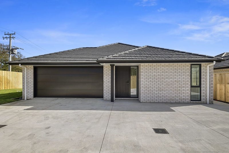 21C Portland Drive, Mangorei, New Plymouth - Carousel 1