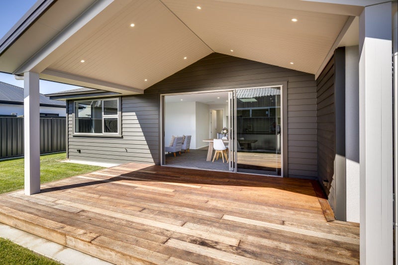 18 Whangaehu Place, Te Awa, Napier - Carousel 2