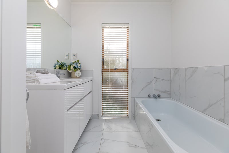 47 Stapleford Crescent, Browns Bay, Auckland - Carousel 18