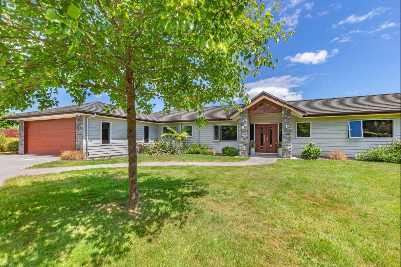 56 Gladstone Road, Levin, Levin - Carousel 1