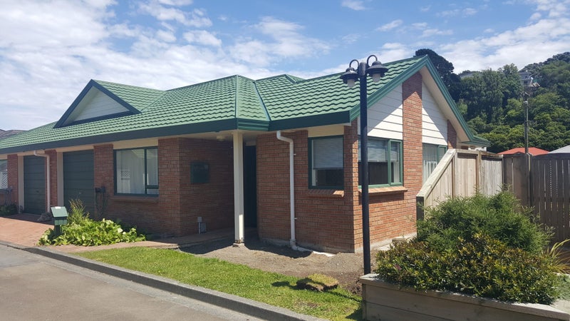 13/6 Brussels Street, Miramar, Wellington - Carousel 1