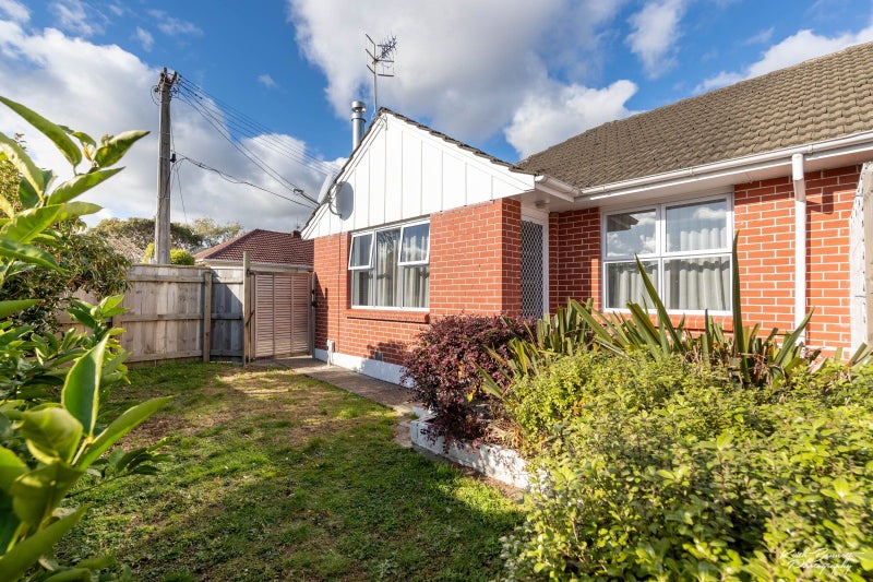 1/598A Fergusson Drive, Trentham, Upper Hutt - Carousel 1