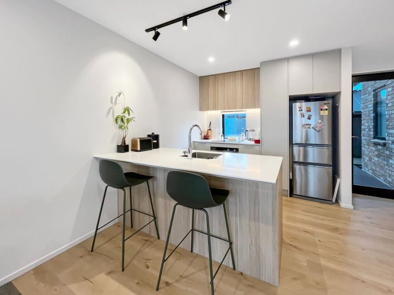 1/60 Derby Street, St Albans, Christchurch - Carousel 2