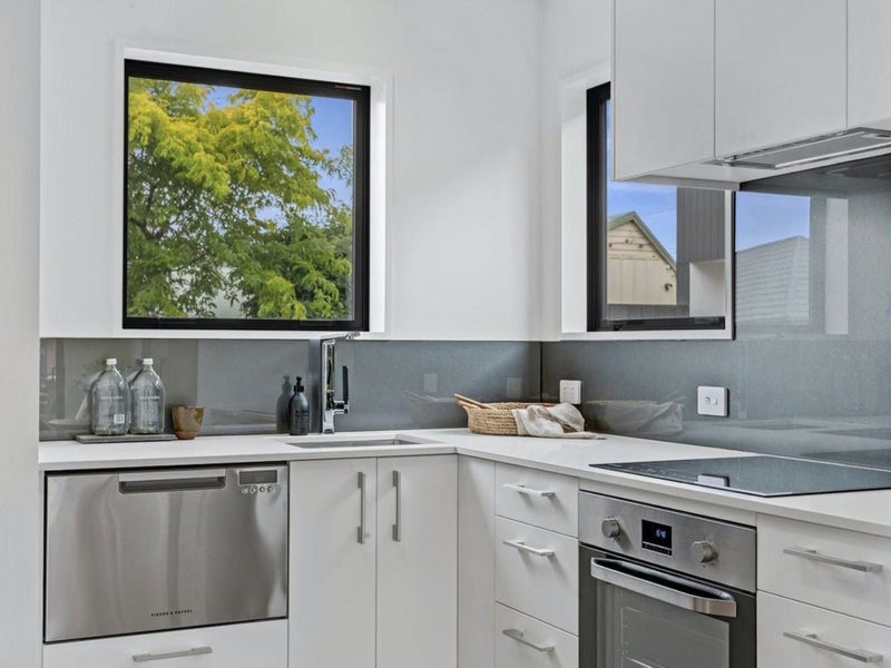 10/59 Avalon Street, Richmond, Christchurch - Carousel 2