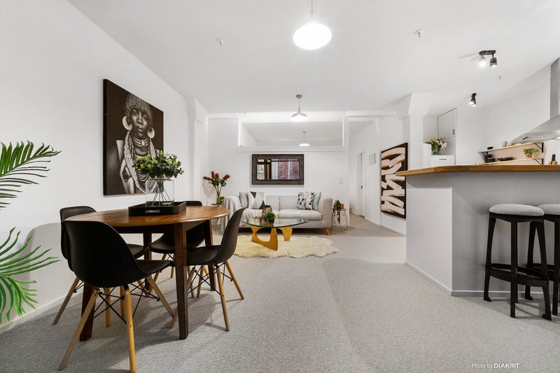 8C Egmont Street, Te Aro, Wellington - Carousel 2