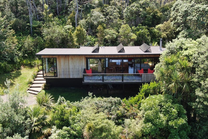 6 Lucy Road, Waiomu, Thames - Carousel 2