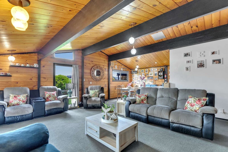 71 Springvale Road, Springvale, Whanganui - Carousel 1