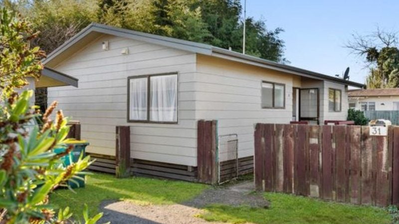 31 Sunrise Avenue, Owhata, Rotorua - Carousel 1
