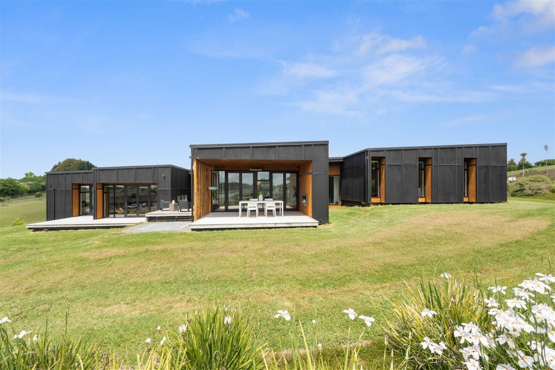 50 Dromara Drive, Rotokauri, Hamilton - Carousel 3