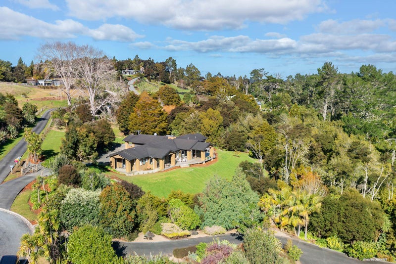 40 McCallum Drive, Sandspit, Warkworth - Carousel 1