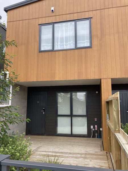 13/18 Hewlett Road, Massey, Auckland - Carousel 1