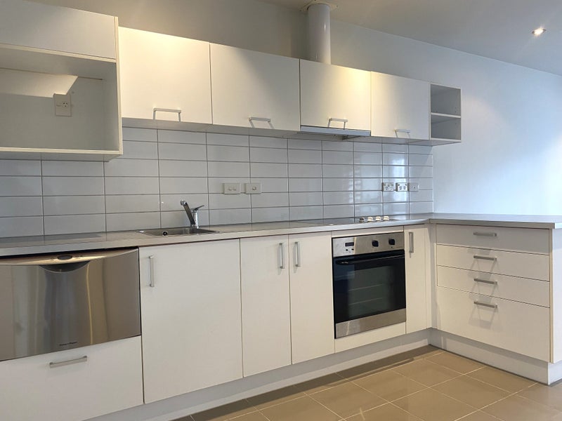 7C/60 Masons Road, Oteha, Auckland - Carousel 1