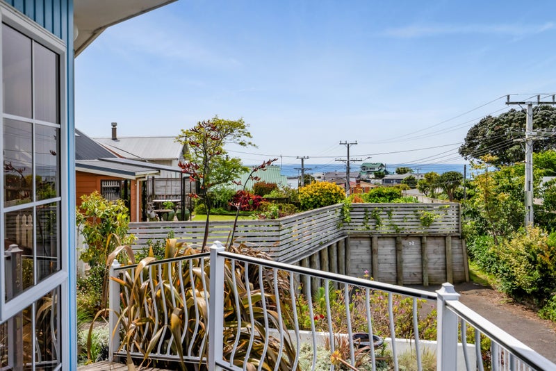56A Bayly Road, Blagdon, New Plymouth - Carousel 1