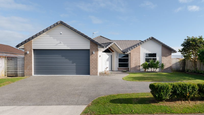 25 Hector Drive, Rototuna North, Hamilton - Carousel 1