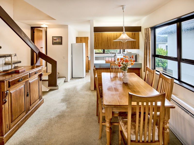 13 Tamahine Street, Maupuia, Wellington - Carousel 2