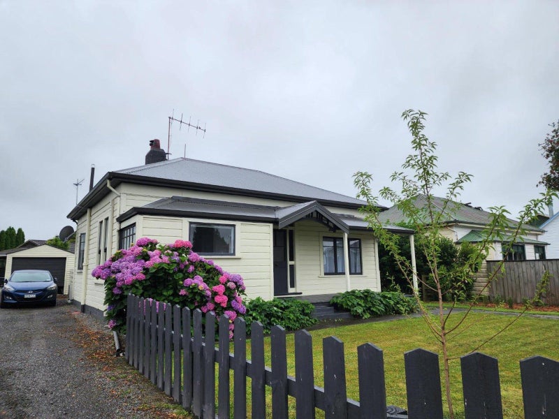 704 Oak Road, Akina, Hastings - Carousel 2