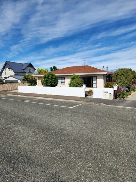 3 Sovereign Street, The Wood, Nelson - Carousel 1