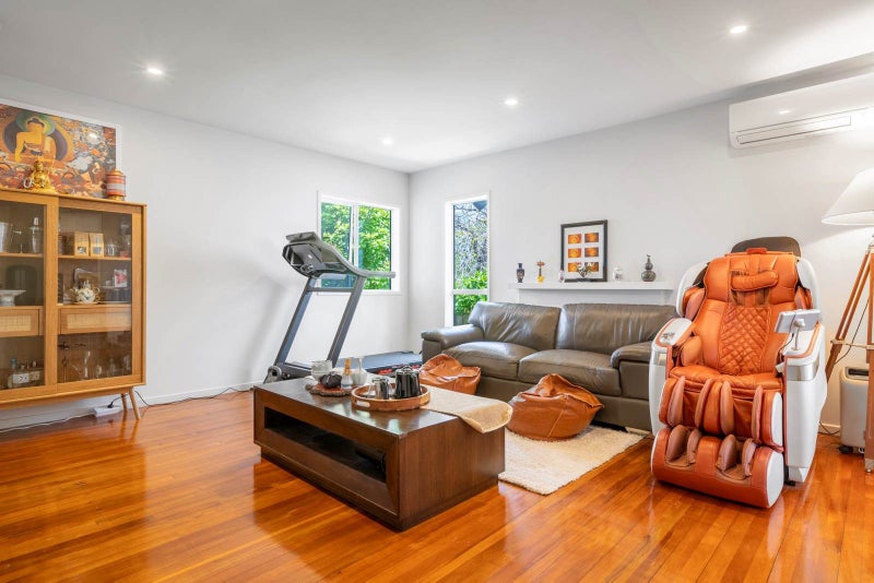 63 MONARCH AVENUE, Hillcrest, Auckland - Carousel 2