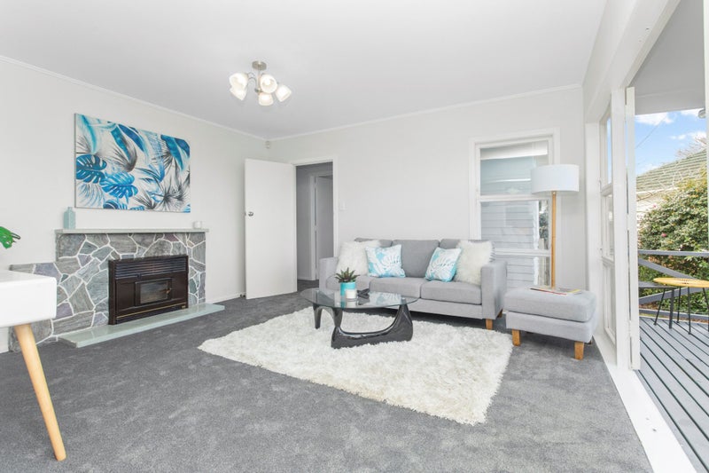 10 Bannister Place, New Windsor, Auckland - Carousel 2