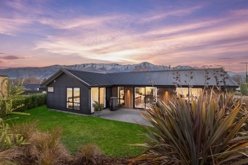 51 Kirimoko Crescent, Wanaka, Wanaka - Carousel 1