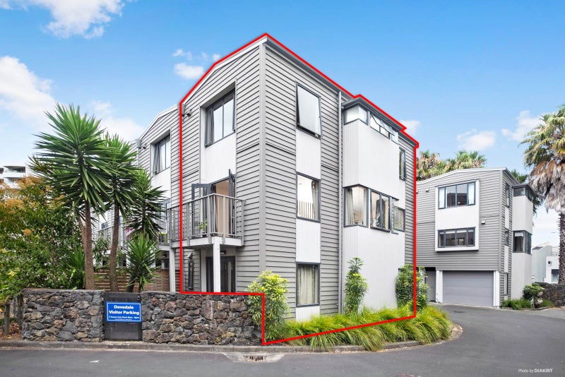 34 Dovedale Place, Parnell, Auckland - Carousel 1