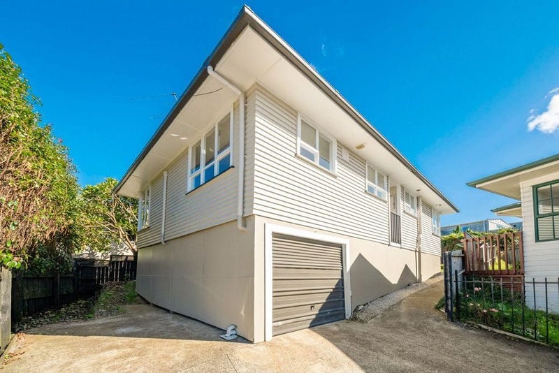 19A Price Crescent, Mount Wellington, Auckland - Carousel 1