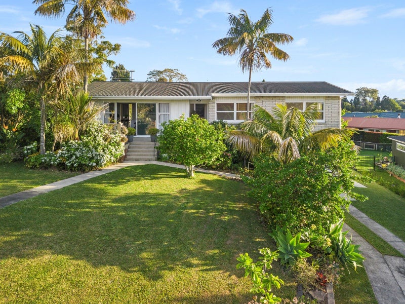 2 Jules Way, Otumoetai, Tauranga - Carousel 1