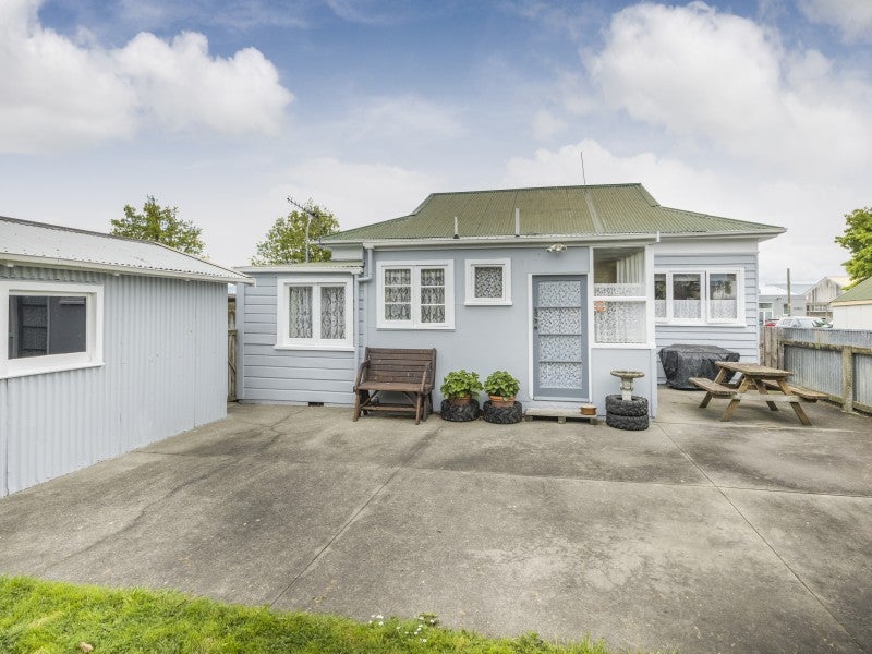 57A West Street, West End, Palmerston North - Carousel 11