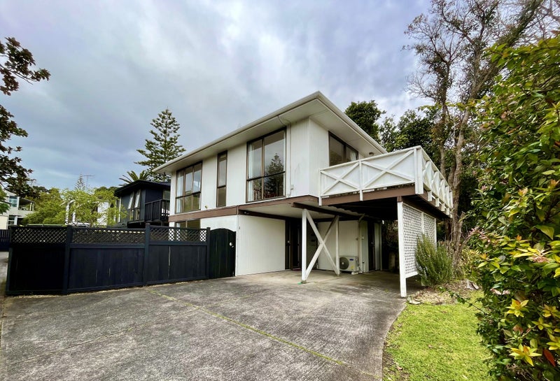 102A Patteson Avenue, Mission Bay, Auckland - Carousel 1