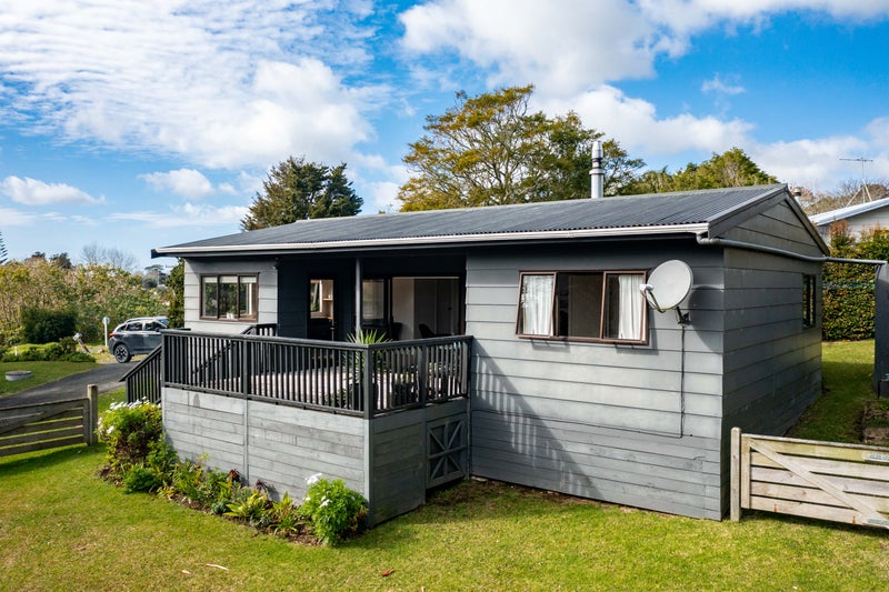13 Tara Road, Kaiwaka - Carousel 2