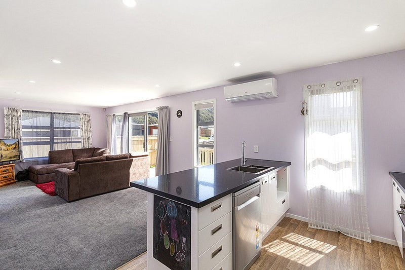 82 Meremere Street, Wainuiomata, Lower Hutt - Carousel 1