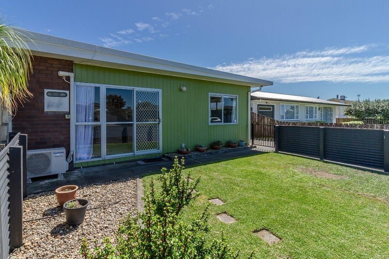 2/26 Argyll Crescent, Tamatea, Napier - Carousel 2