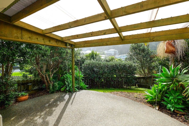 5 Hawaiian Parade, Arkles Bay, Whangaparaoa - Carousel 2