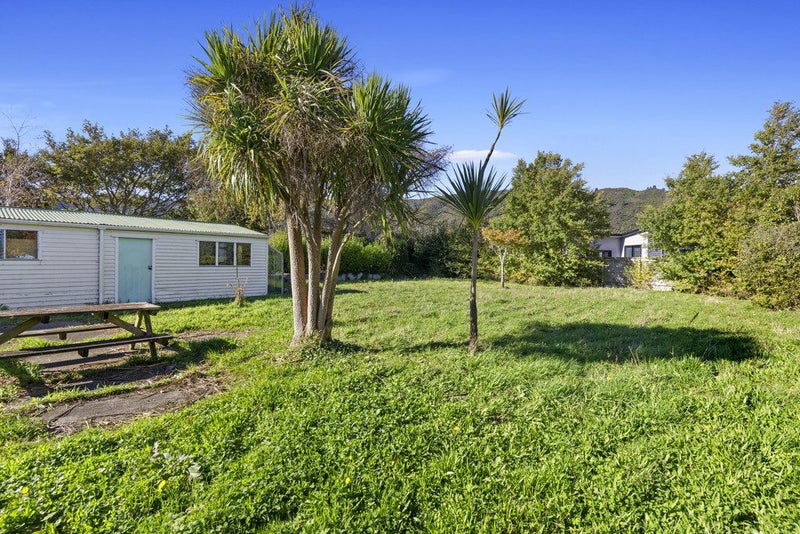 4/5 Westminster Road, Wainuiomata, Lower Hutt - Carousel 2