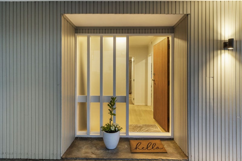 1/143 Reeves Road, Pakuranga Heights, Auckland - Carousel 50