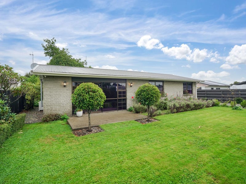 125 Cunningham Crescent, Grasmere, Invercargill - Carousel 1