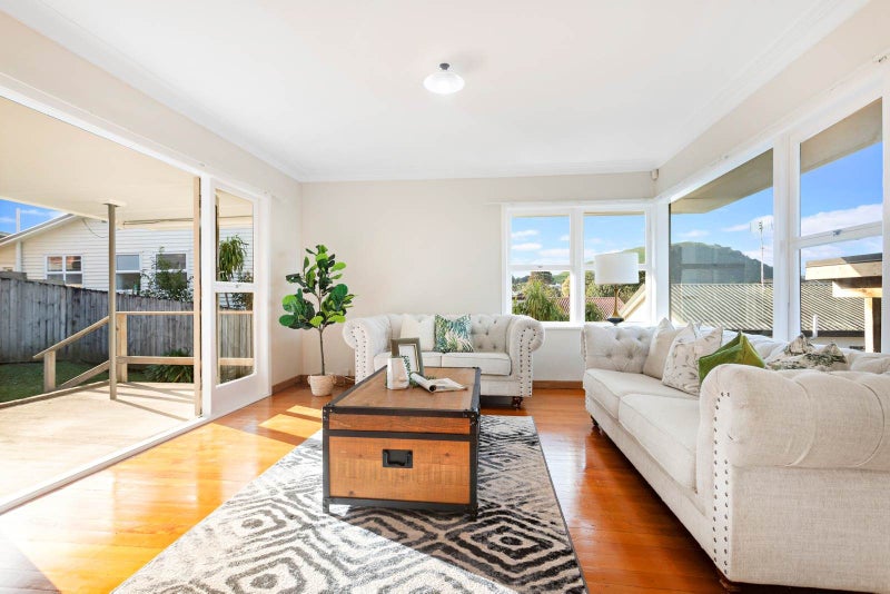 27B Barrack Road, Mount Wellington, Auckland - Carousel 1