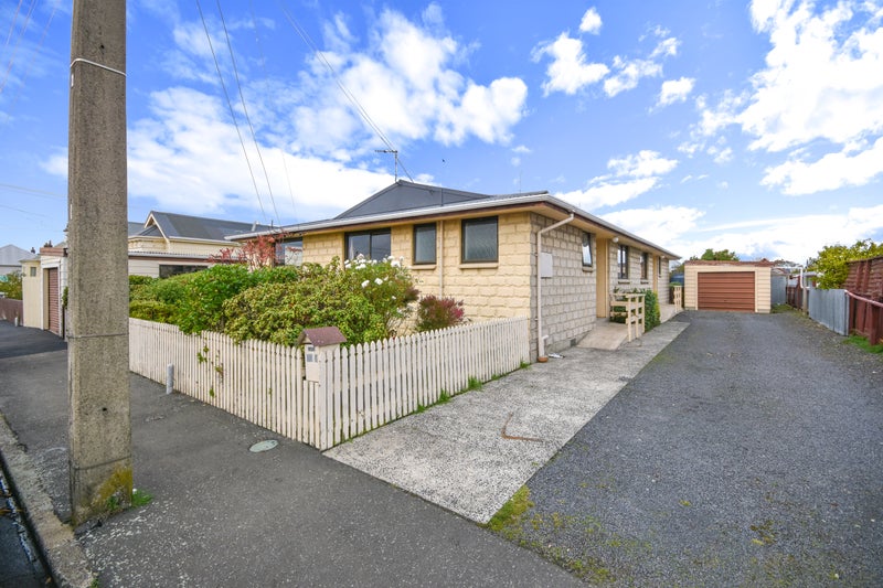 19A Nicholson Street, Forbury, Dunedin - Carousel 1