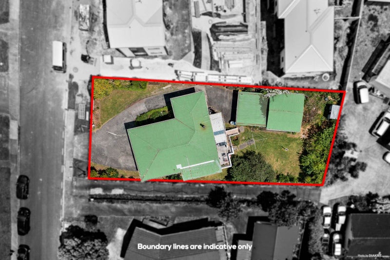 44 Kaikoura Street, Henderson, Auckland - Carousel 1