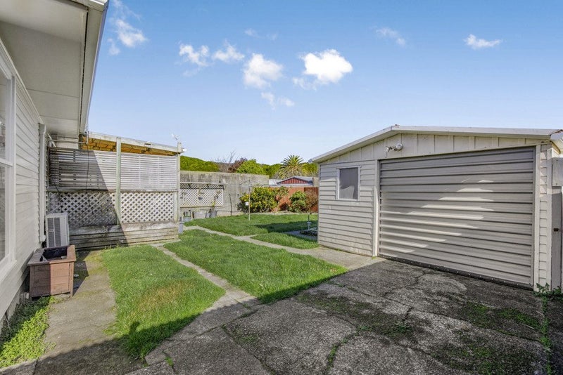 55 Meremere Street, Wainuiomata, Lower Hutt - Carousel 12