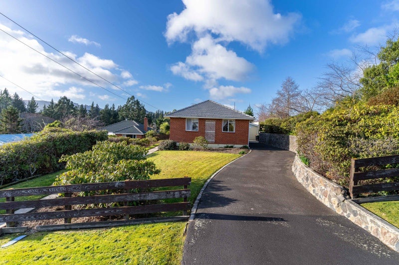 8 Flower Street, Fairfield, Dunedin - Carousel 1