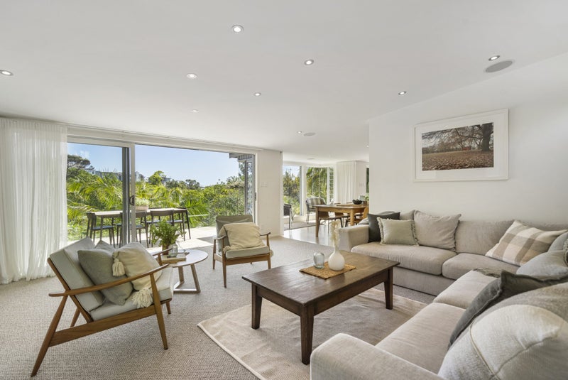 61 Hinemoa Street, Birkenhead, Auckland - Carousel 1