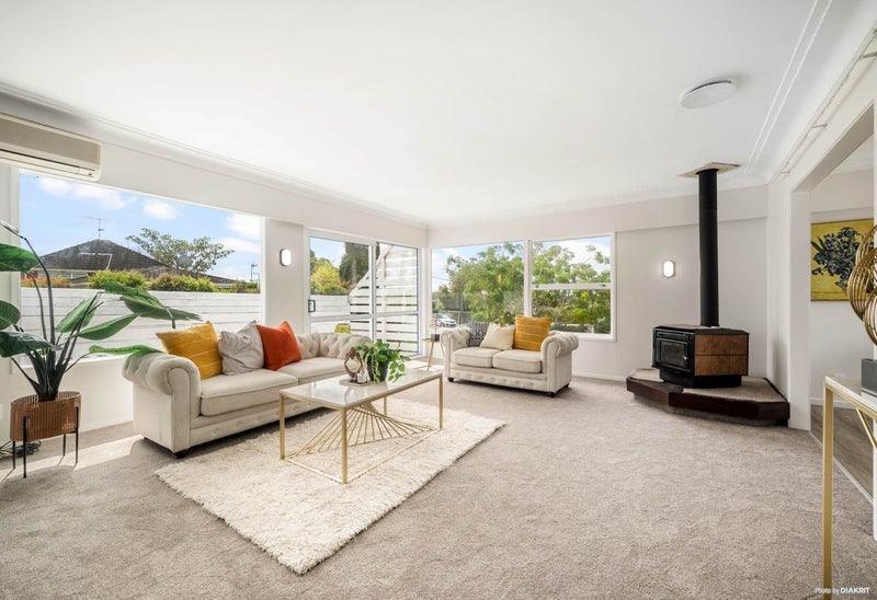 56 Sunnybrae Road, Hillcrest, Auckland - Carousel 1